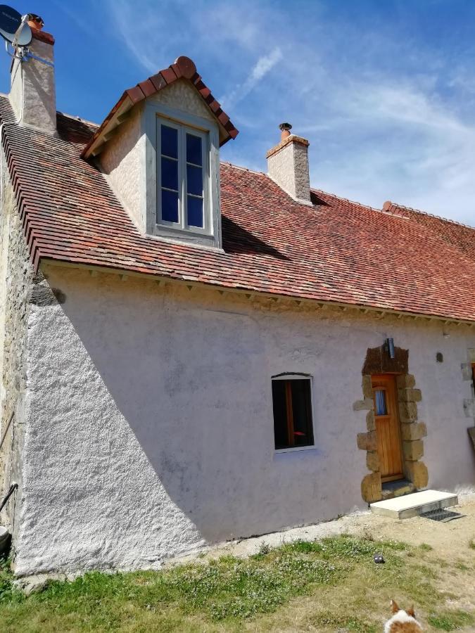 Chez Pastuso Brigueuil-le-Chantre Exterior foto